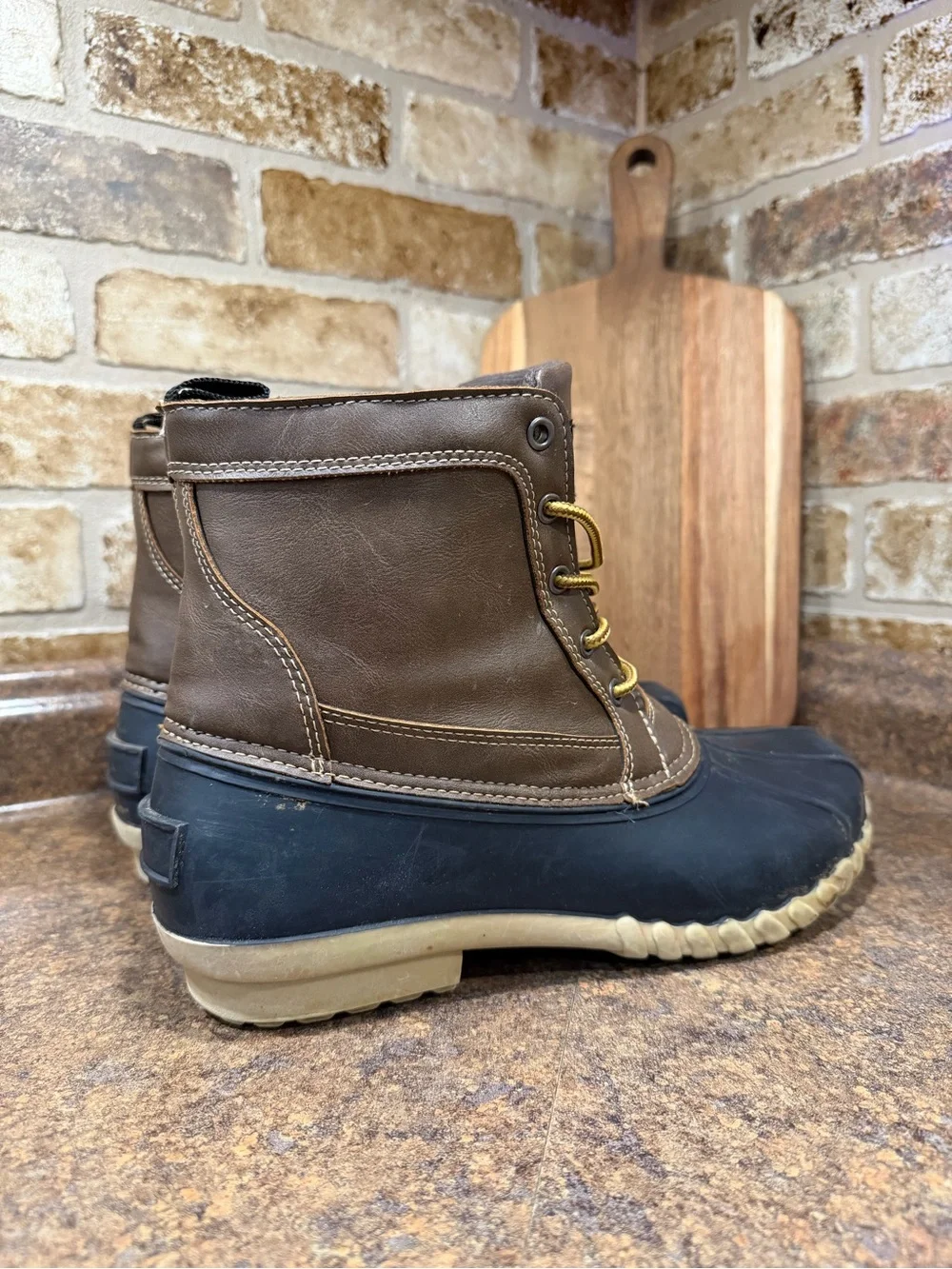 Men's Itasca Leather & Black Rubber Duck Boots